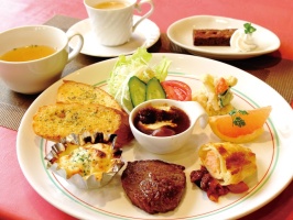 アレもコレもを叶えるレディースランチ。