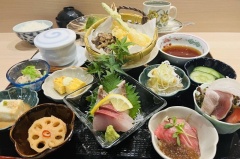 いろ里よくばり御膳