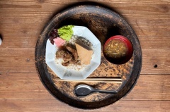 里山クァンローハン